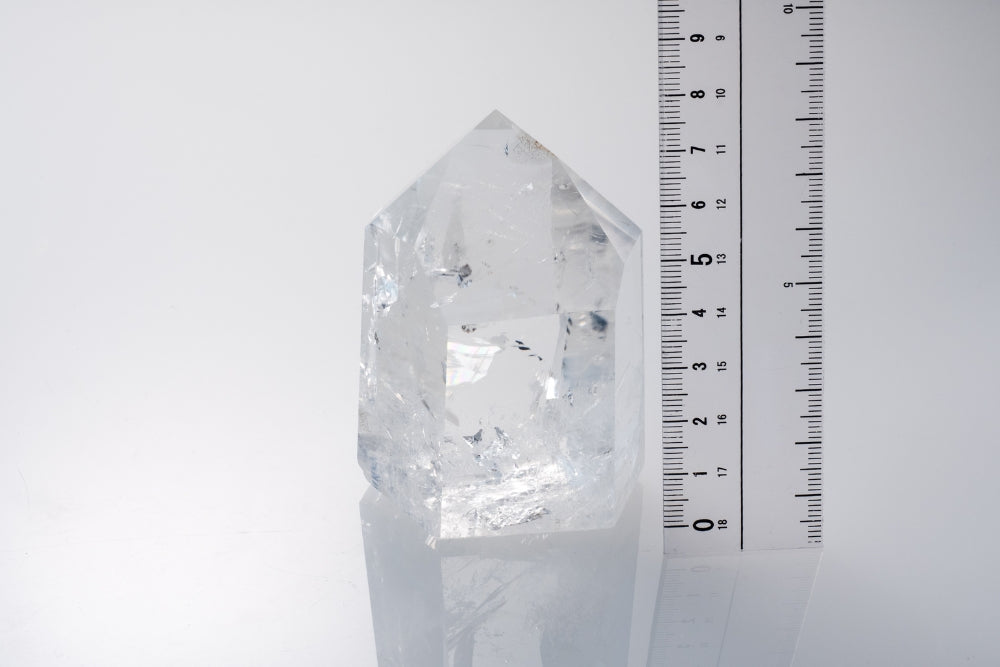 Clear Point Quartz Crystal_CQP1808_Channeling