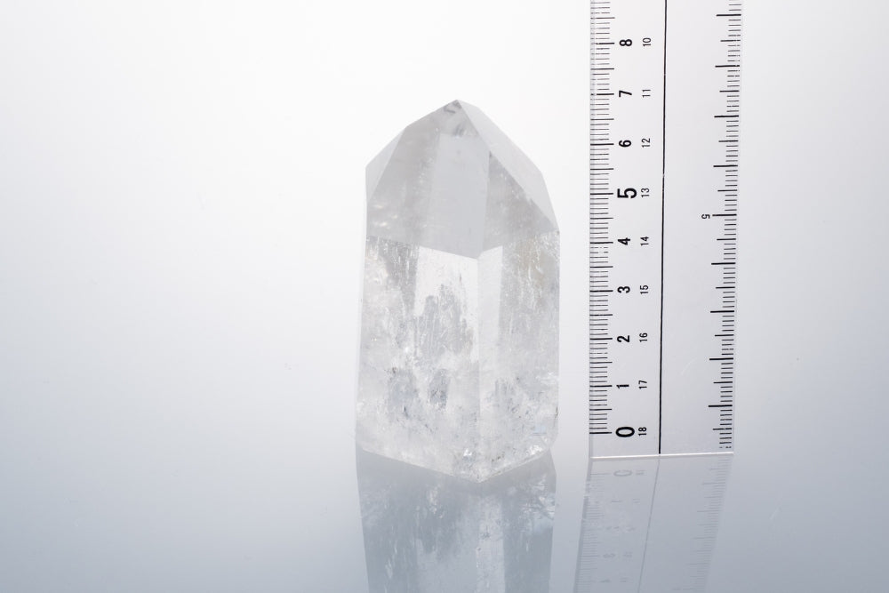 Clear Point Quartz Crystal_CQP1809_Channeling