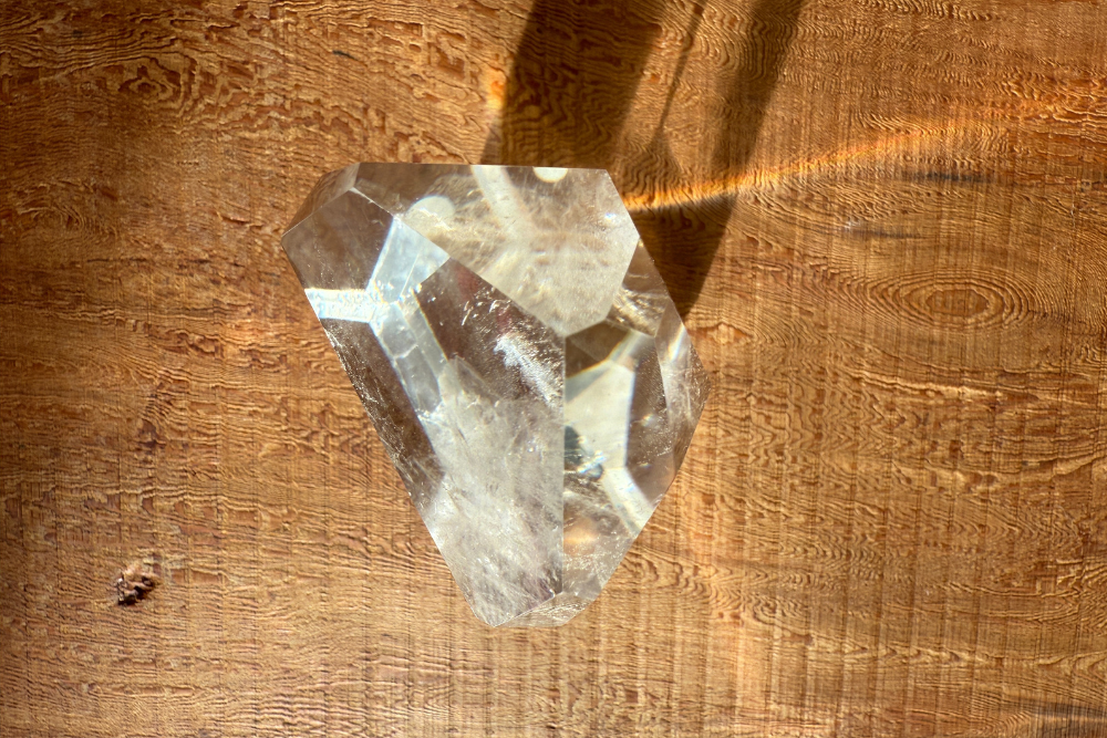クリアポイント水晶