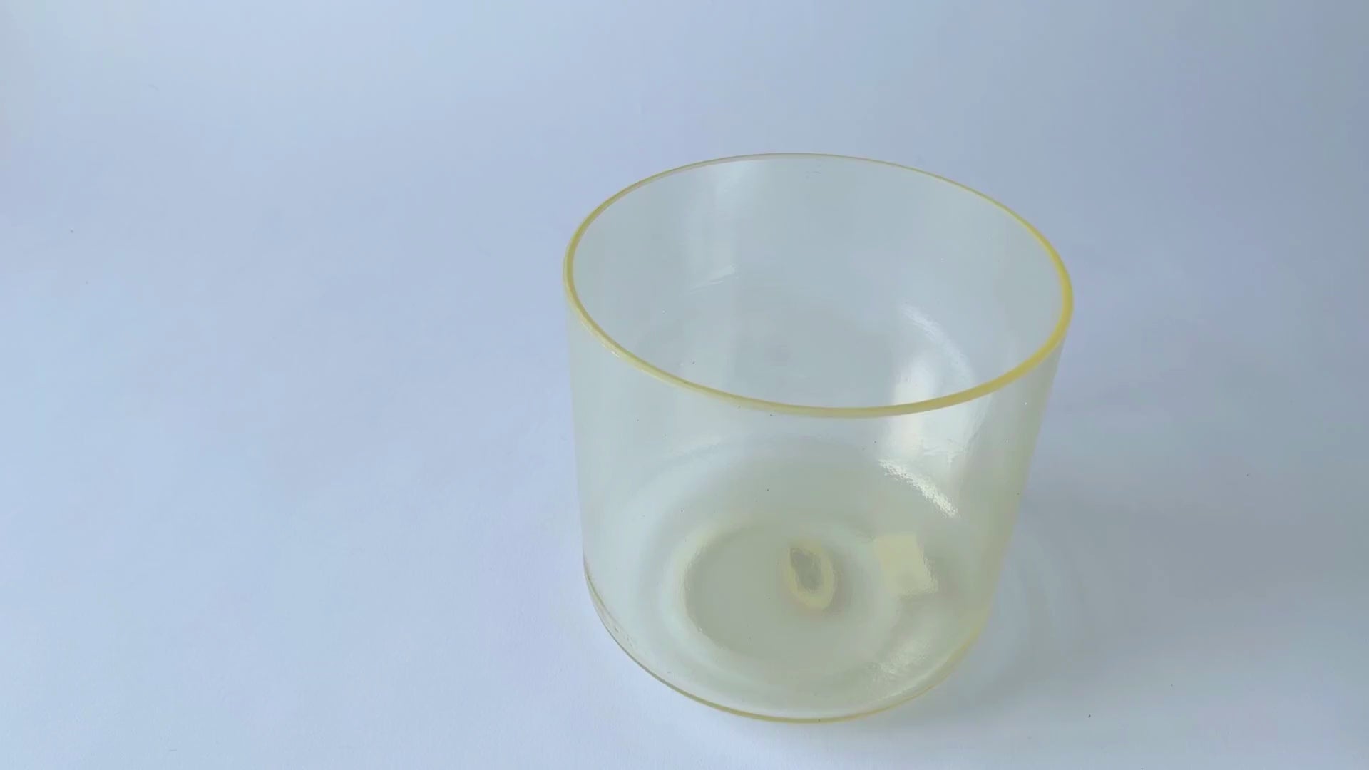 お値下げしました‼️クリスタルボウル ローズ　ホワイトライトゴールド7”F#➕20 FIRST BOWL – ゆずわーるど select | YZ world SHOP